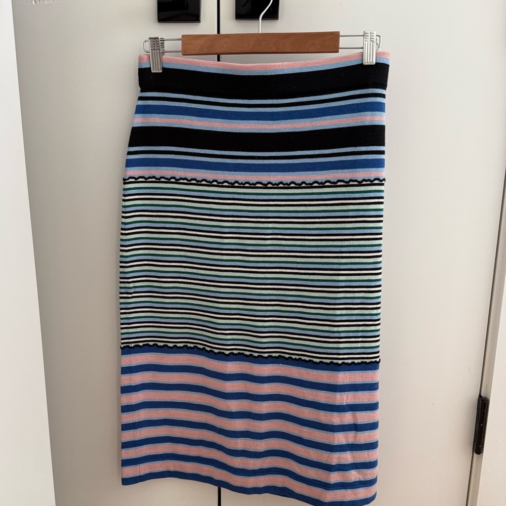 NWT Uniqlo x Marni sweater skirt